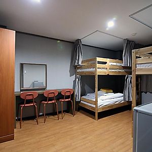 Studio met een King Size Bed